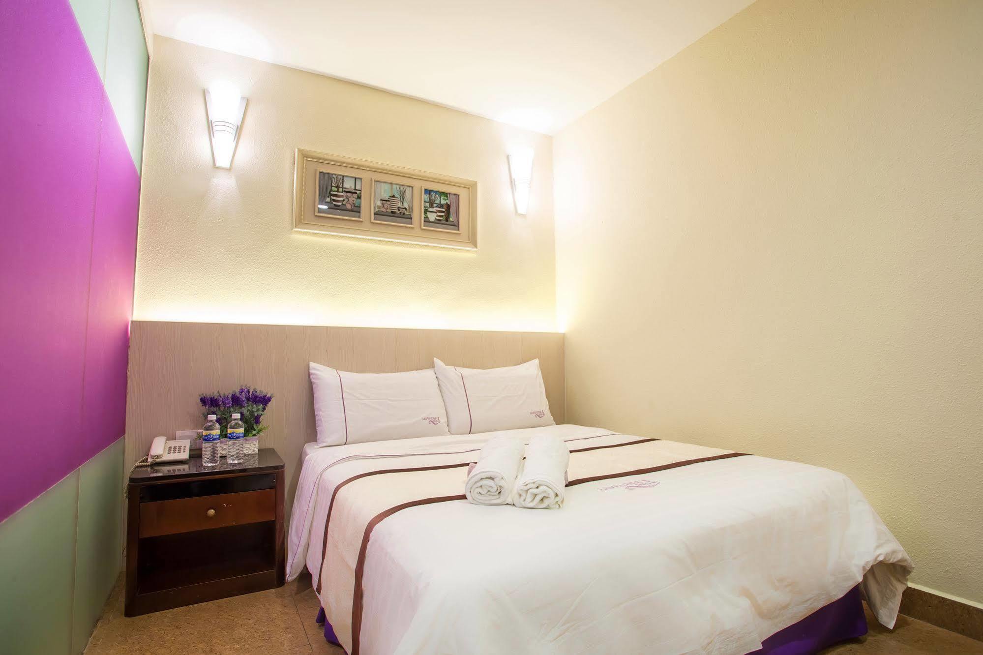 Lavender Inn Nusa Bestari Johor Bahru Esterno foto