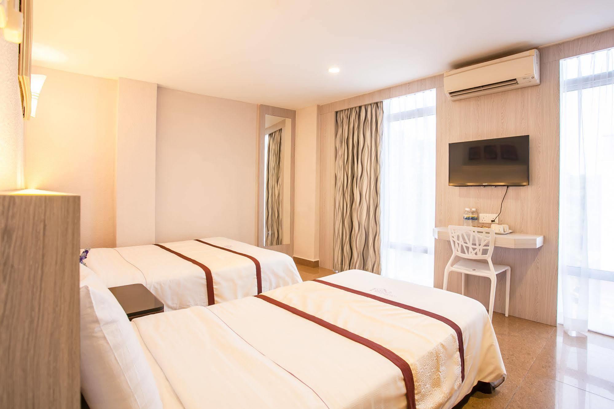 Lavender Inn Nusa Bestari Johor Bahru Esterno foto